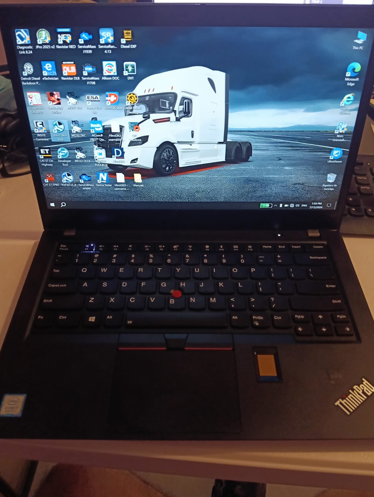 Lenovo ThinkPad T490