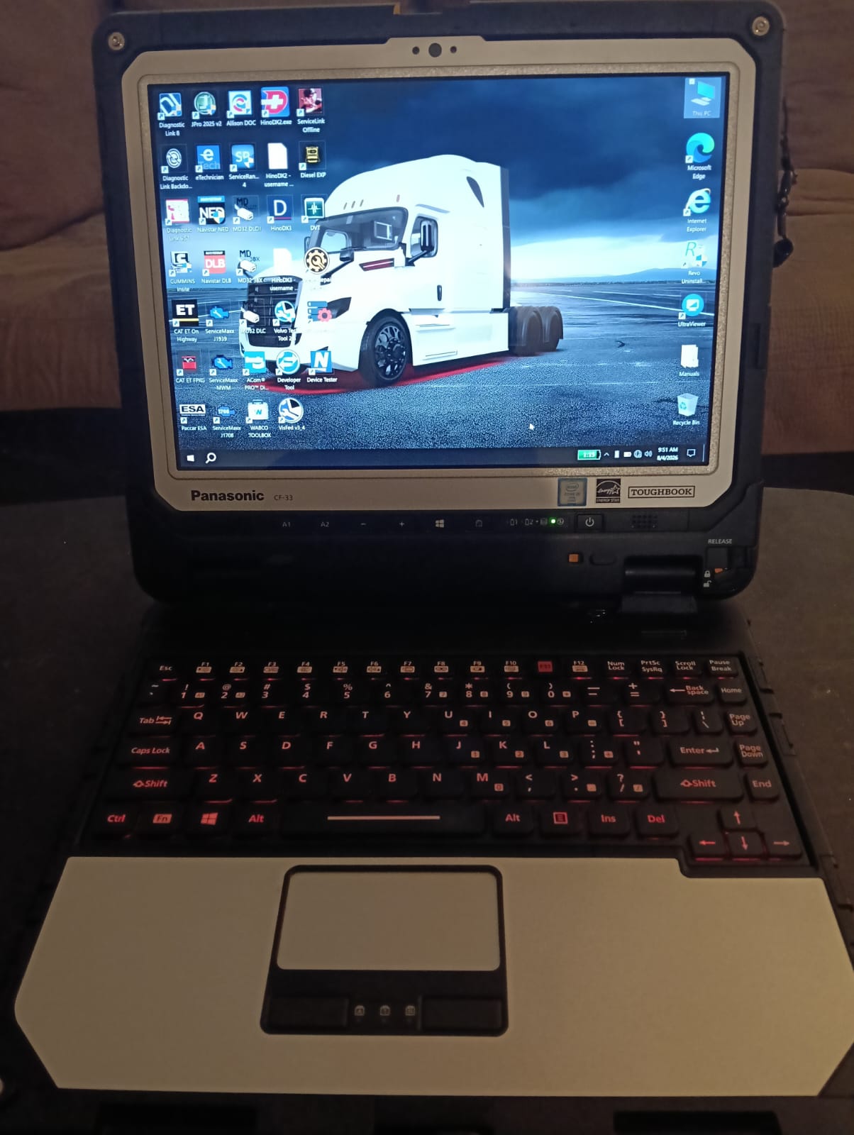 Diagnostic software on rugged laptop